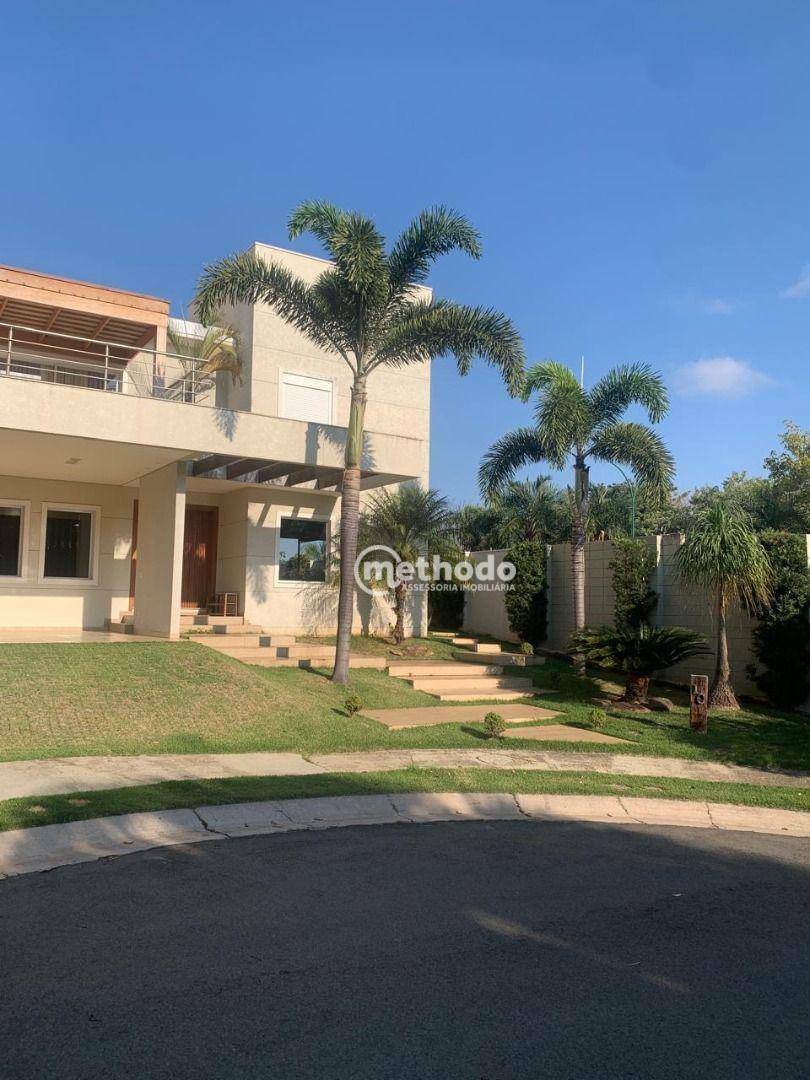 Casa de Condomínio à venda e aluguel com 3 quartos, 388m² - Foto 1
