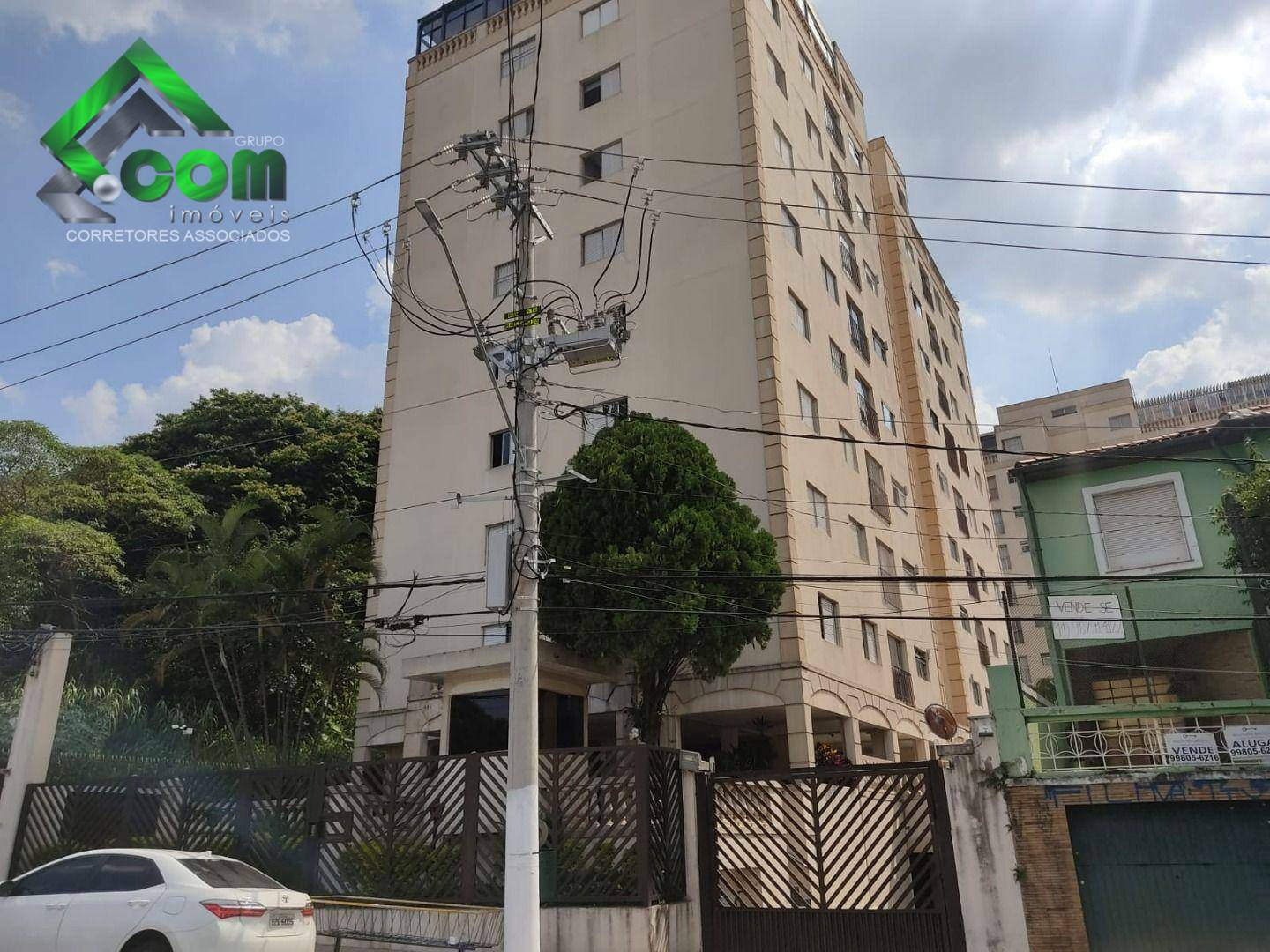 Apartamento à venda com 3 quartos, 66m² - Foto 2