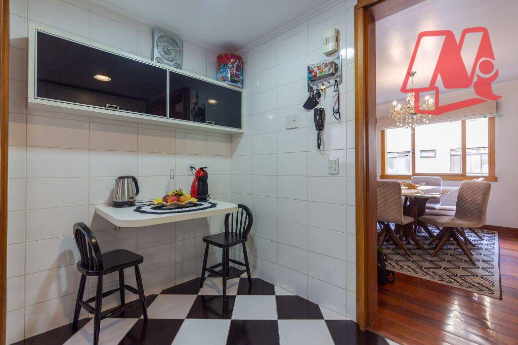 Apartamento à venda com 3 quartos, 130m² - Foto 12