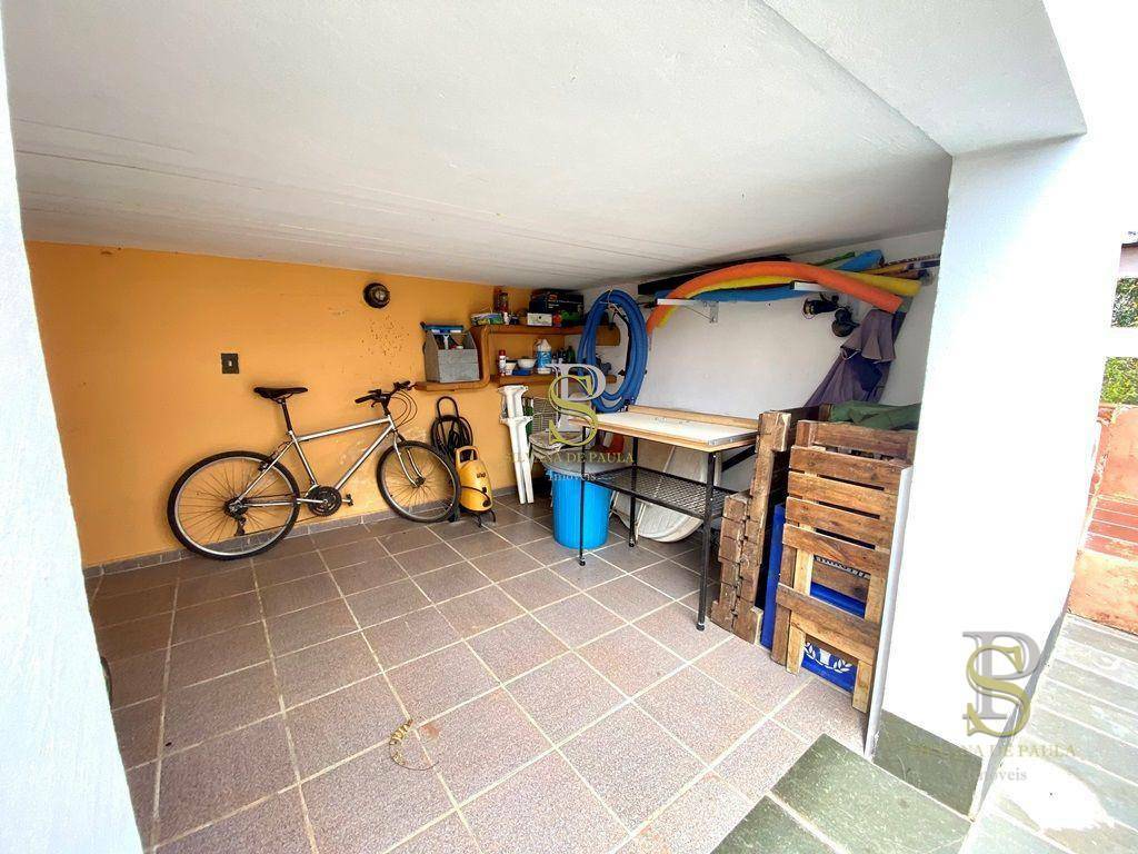 Chácara à venda com 4 quartos, 219m² - Foto 24