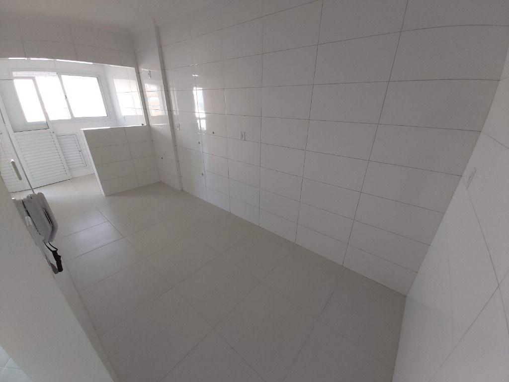 Apartamento à venda com 3 quartos, 121m² - Foto 10