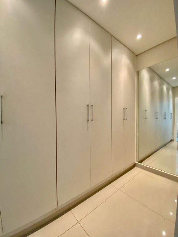 Casa de Condomínio à venda com 4 quartos, 380m² - Foto 60