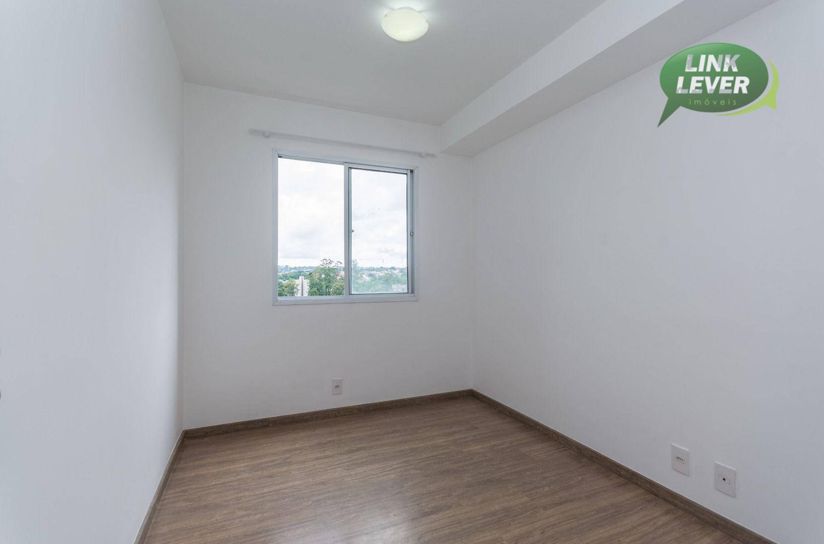 Apartamento para alugar com 2 quartos, 65m² - Foto 17