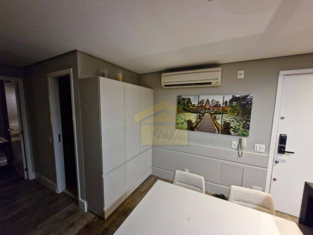 Apartamento à venda com 2 quartos, 69m² - Foto 11