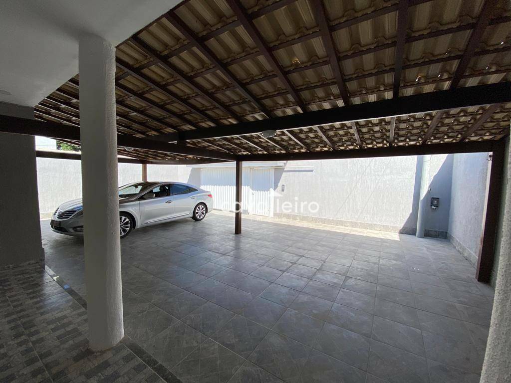 Casa à venda com 3 quartos, 155m² - Foto 2