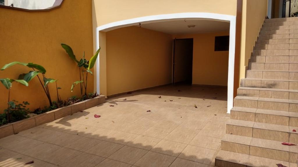 Sobrado à venda com 3 quartos, 250m² - Foto 3