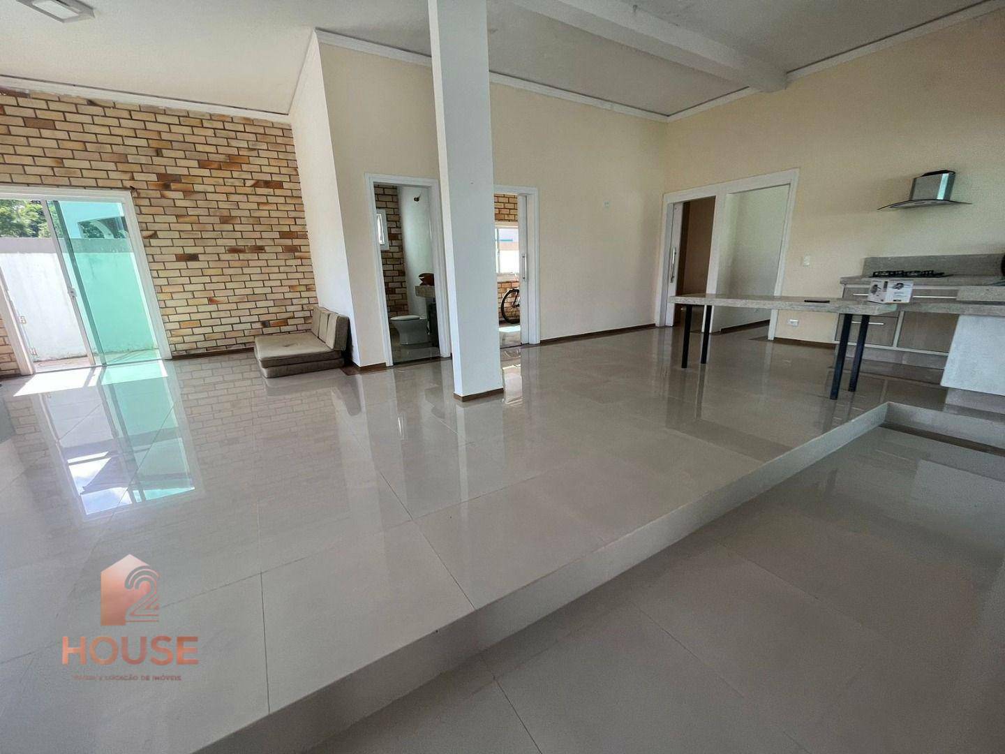 Casa de Condomínio para alugar com 3 quartos, 230m² - Foto 17