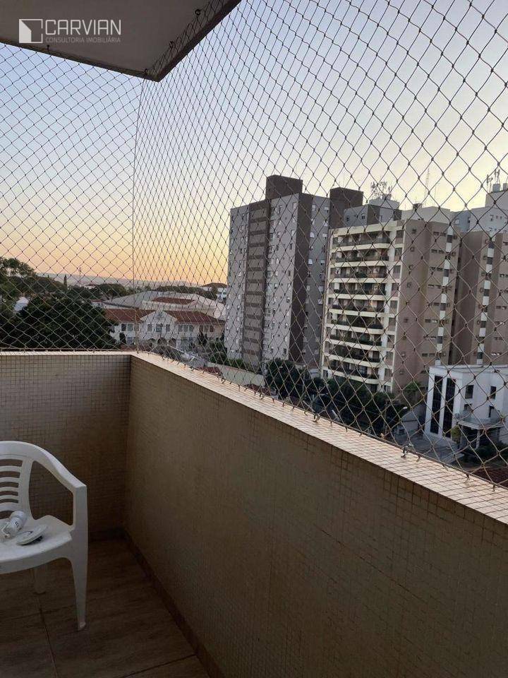 Apartamento à venda com 2 quartos, 100m² - Foto 1