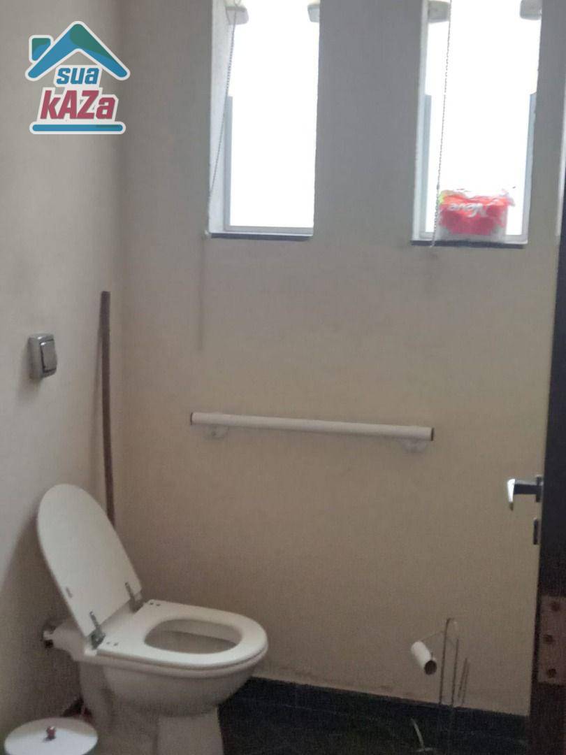 Sobrado à venda com 3 quartos, 200m² - Foto 14