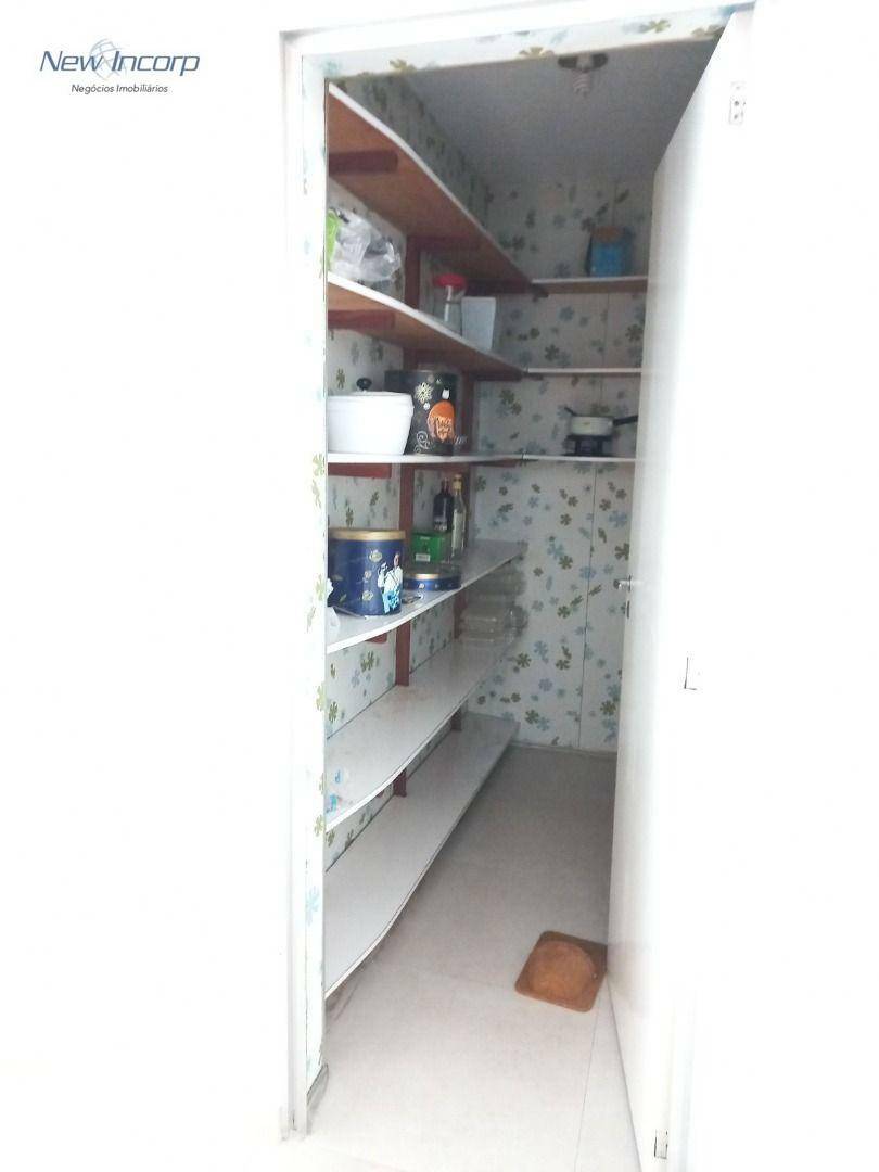 Apartamento à venda com 3 quartos, 176m² - Foto 19