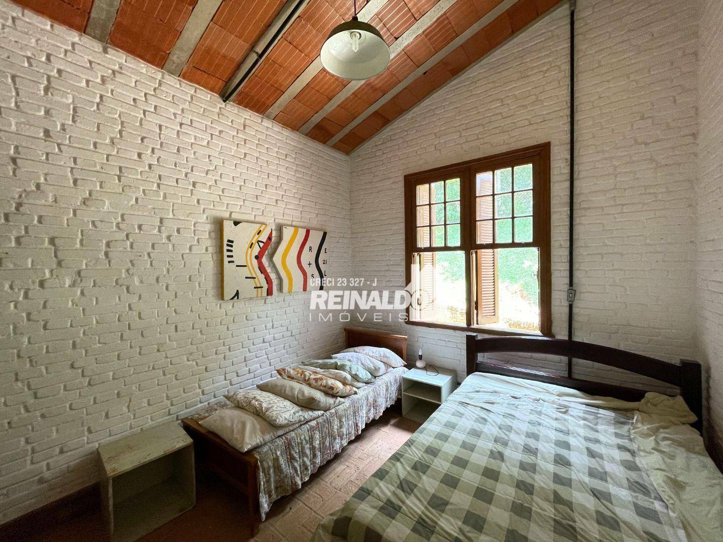 Casa de Condomínio à venda com 3 quartos, 400m² - Foto 4