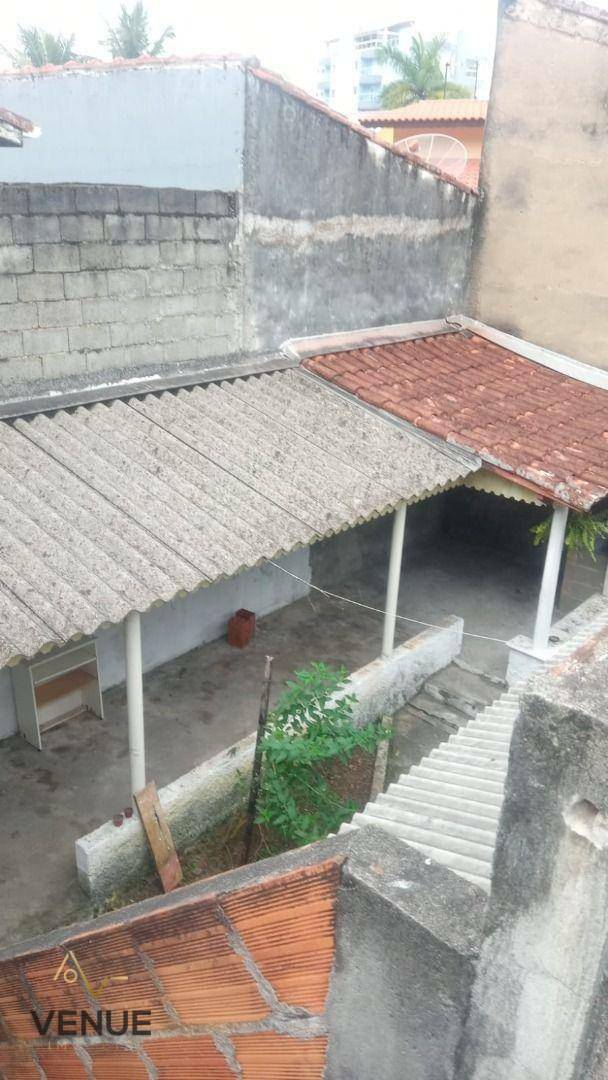 Casa à venda com 3 quartos, 250m² - Foto 22