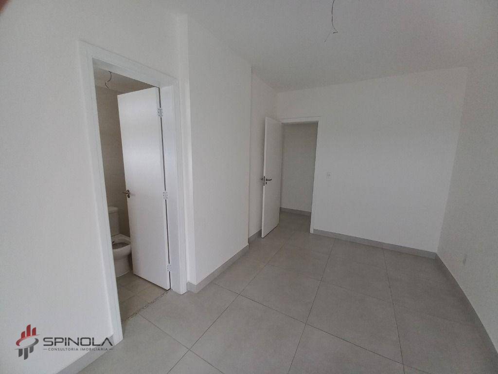 Apartamento à venda com 3 quartos, 140m² - Foto 32