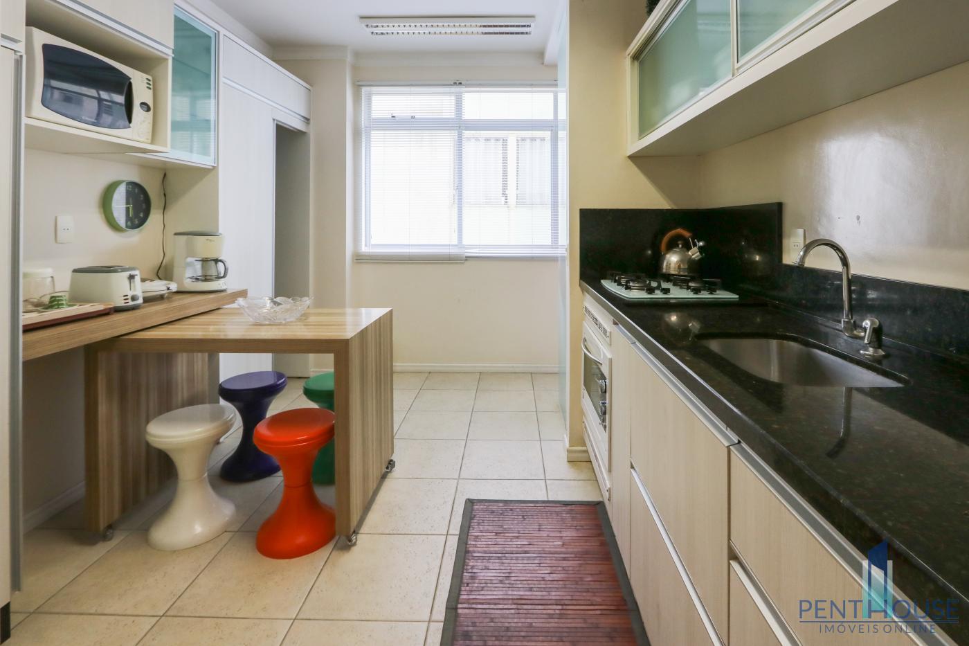 Apartamento à venda com 2 quartos, 107m² - Foto 7