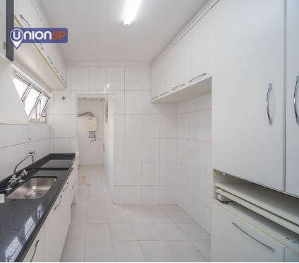 Apartamento à venda com 2 quartos, 76m² - Foto 10