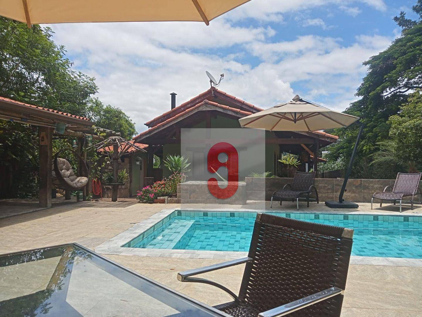 Chácara, 3 quartos, 851 m² - Foto 3