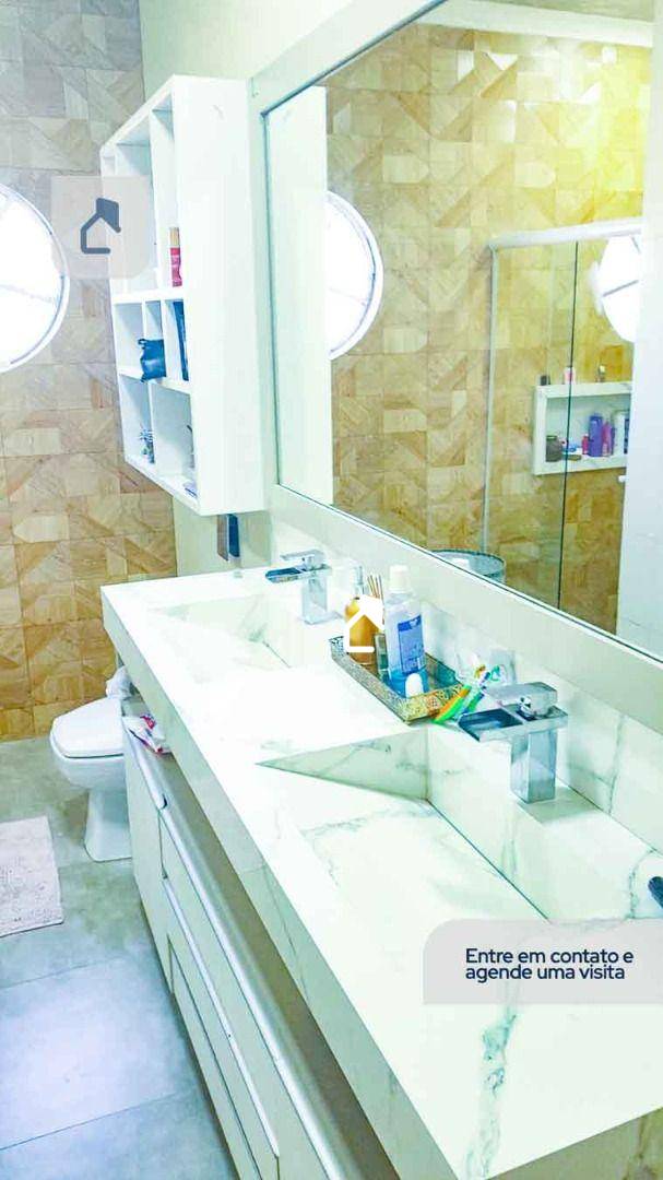 Casa, 3 quartos, 207 m² - Foto 4