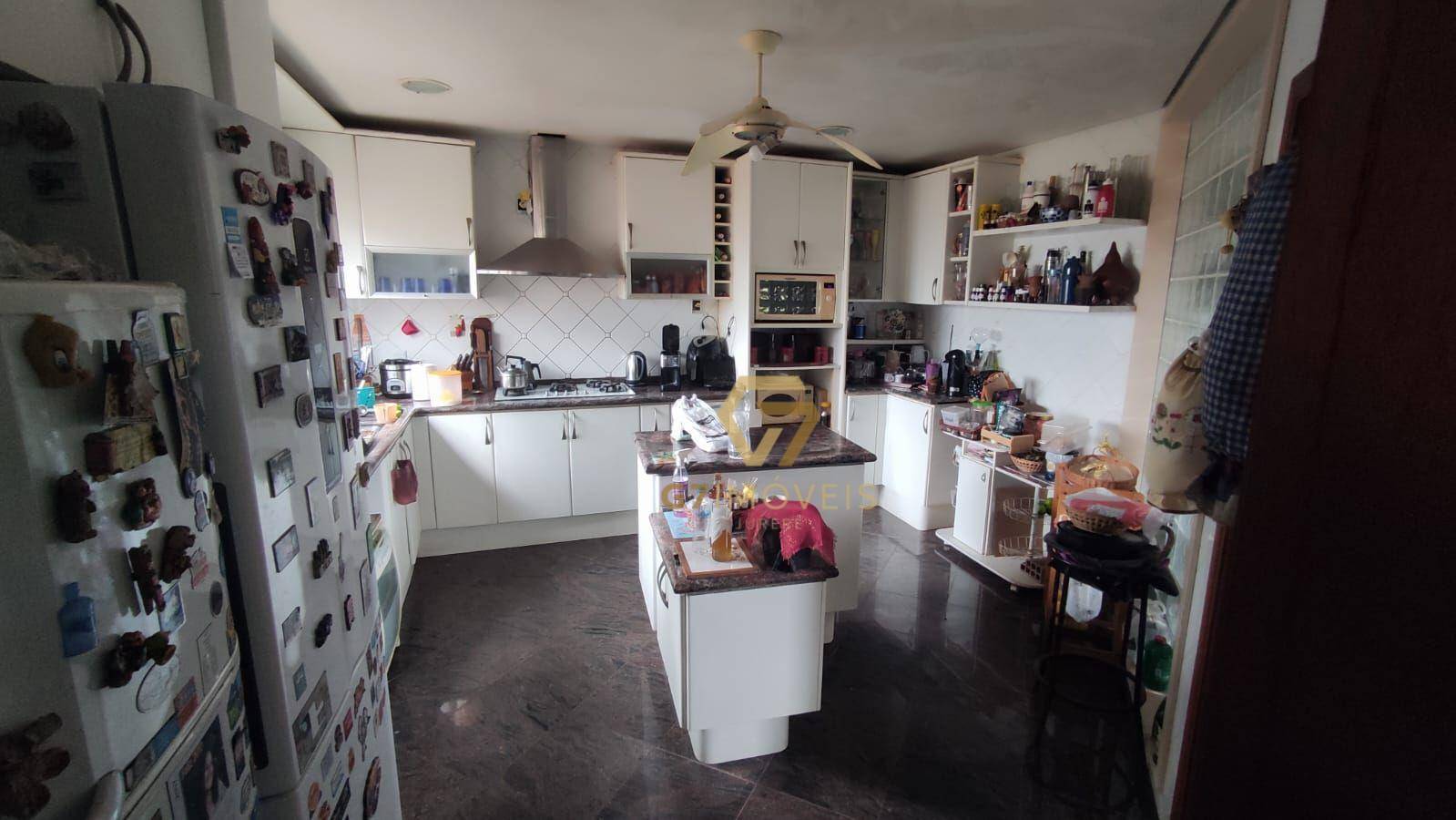 Casa à venda com 7 quartos, 439m² - Foto 23