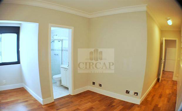 Apartamento para alugar com 3 quartos, 170m² - Foto 14