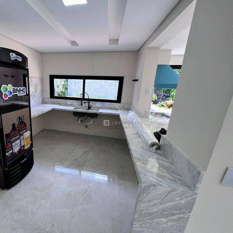 Sobrado à venda com 3 quartos, 358m² - Foto 10