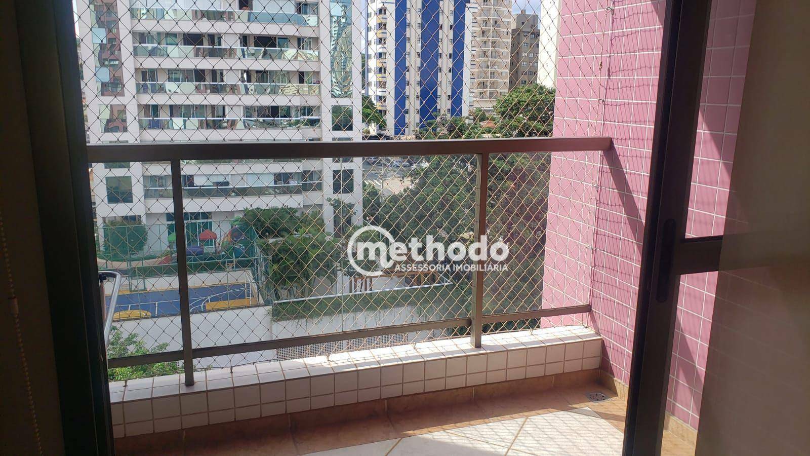 Apartamento à venda com 3 quartos, 145m² - Foto 2