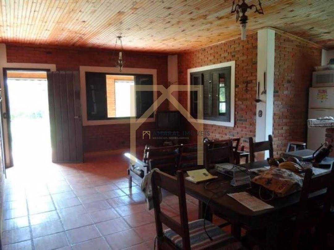 Chácara à venda com 3 quartos, 250m² - Foto 8