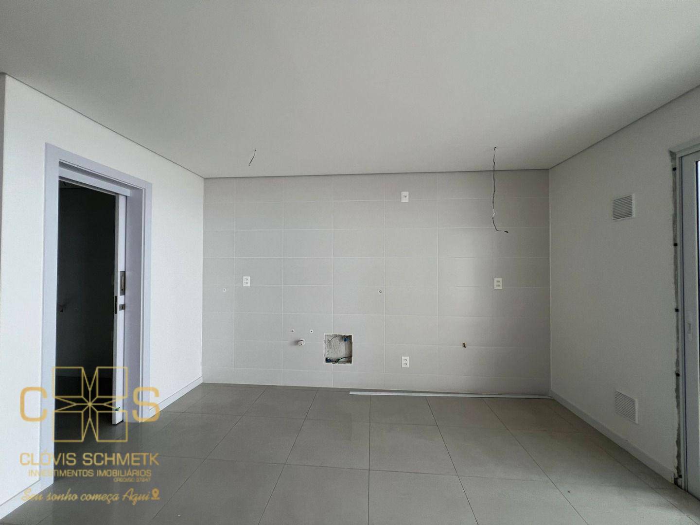 Apartamento à venda com 3 quartos, 145m² - Foto 11