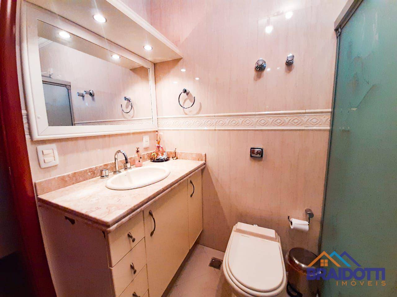 Apartamento à venda com 3 quartos, 145m² - Foto 8