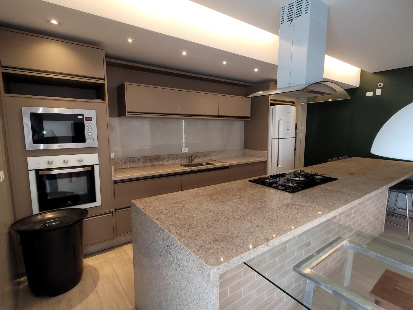 Apartamento à venda com 4 quartos, 214m² - Foto 60