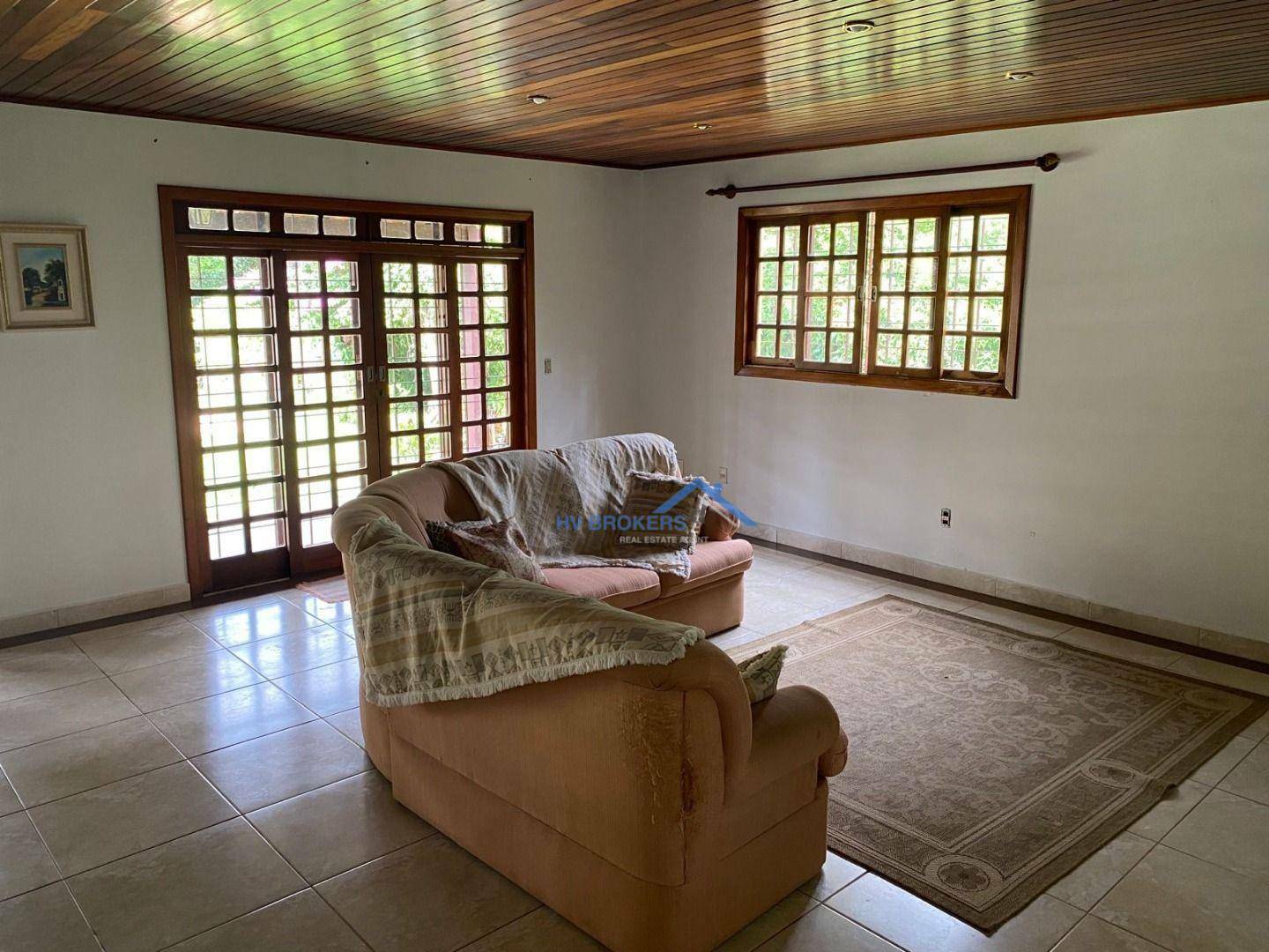 Chácara à venda e aluguel com 5 quartos, 380m² - Foto 4