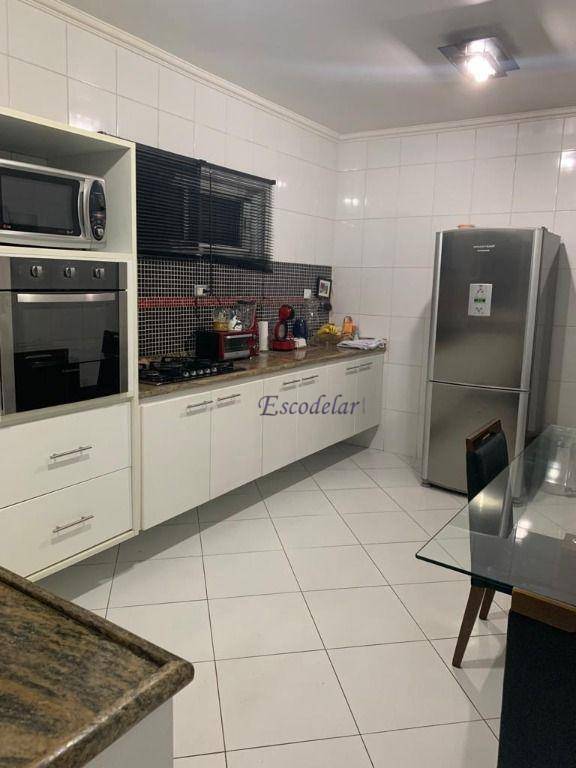 Sobrado à venda com 3 quartos, 240m² - Foto 26