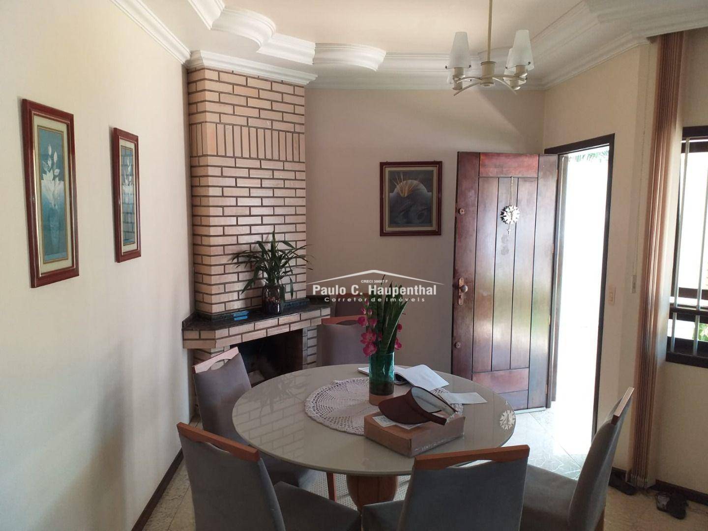 Casa à venda com 3 quartos, 220m² - Foto 15