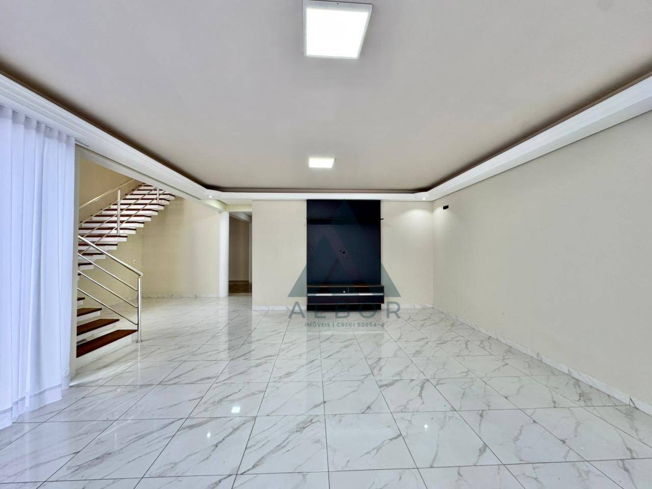 Sobrado, 5 quartos, 400 m² - Foto 1