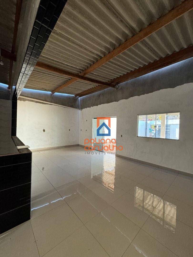 Casa à venda com 2 quartos, 160m² - Foto 2