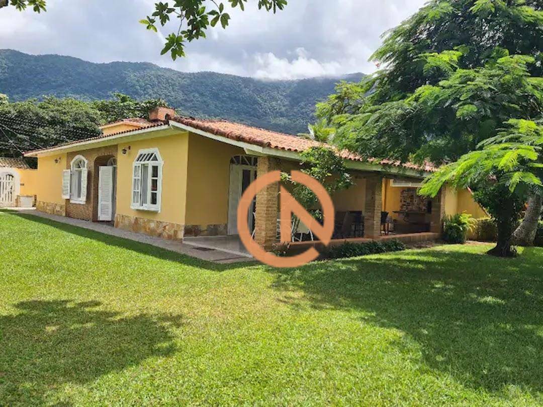 Casa à venda com 5 quartos, 248m² - Foto 8