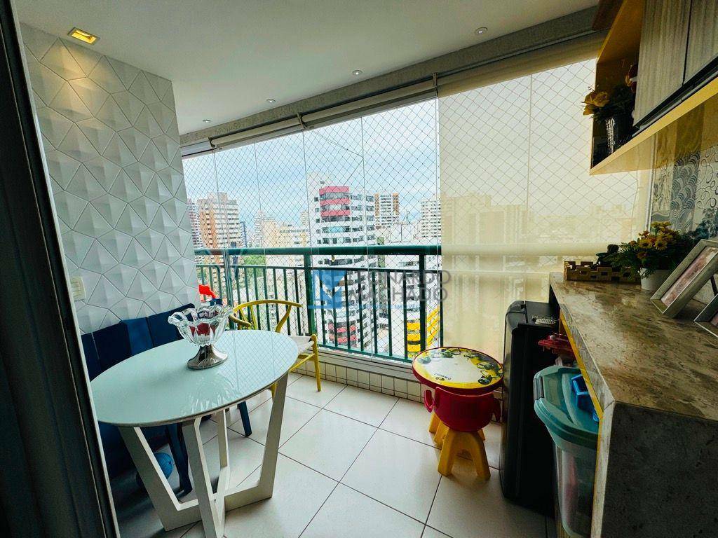 Apartamento à venda com 2 quartos, 68m² - Foto 3