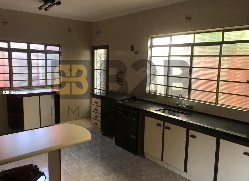 Casa à venda com 4 quartos, 280m² - Foto 6