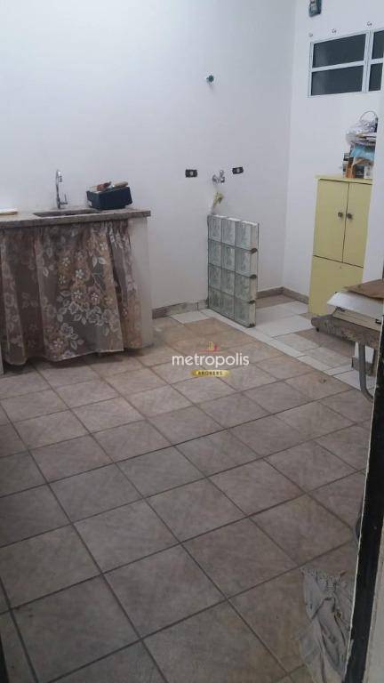 Sobrado à venda com 2 quartos, 180m² - Foto 10