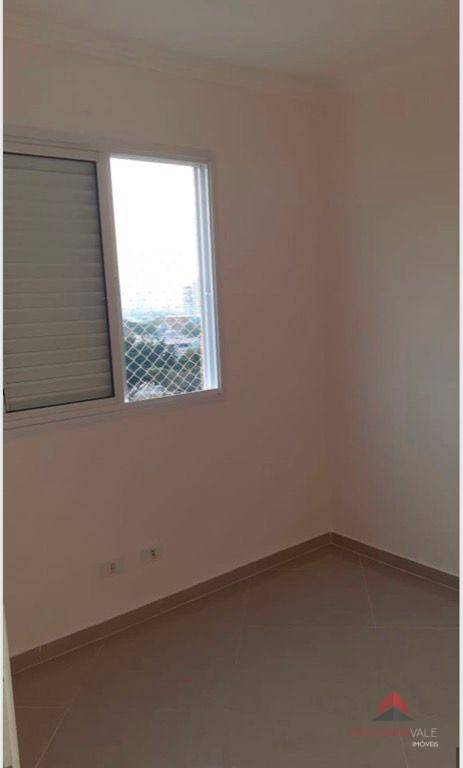 Apartamento para alugar com 2 quartos, 64m² - Foto 9