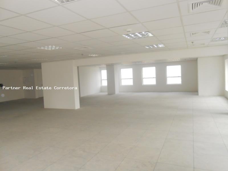 Conjunto Comercial-Sala à venda com 1 quarto, 252m² - Foto 37