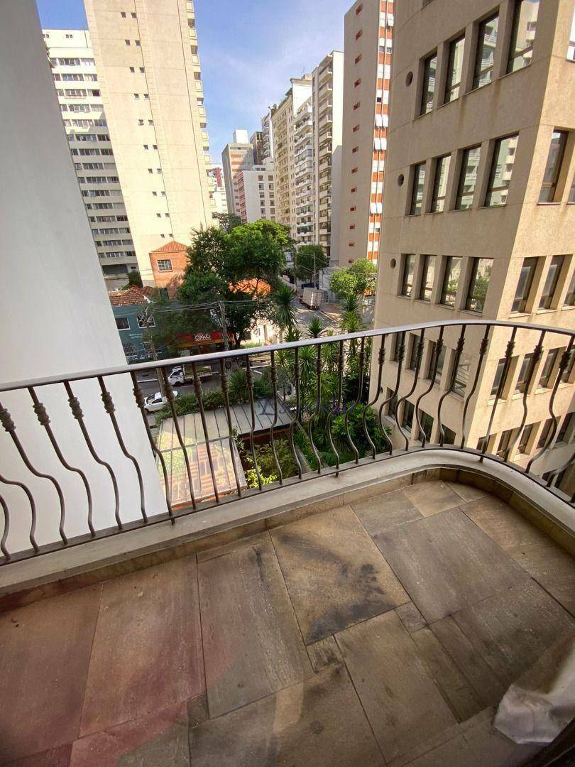 Apartamento para alugar com 2 quartos, 150m² - Foto 10