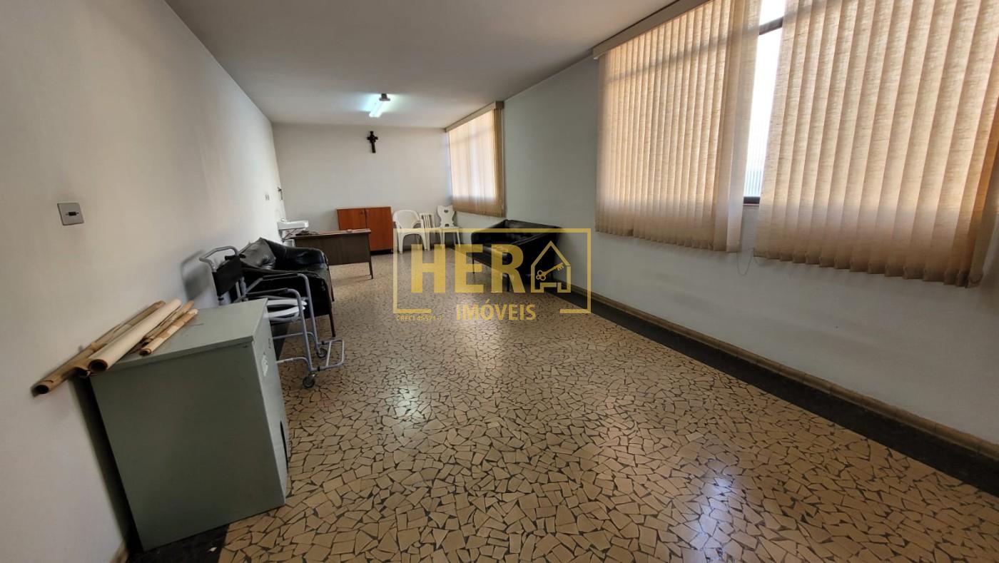 Casa à venda com 3 quartos, 372m² - Foto 56