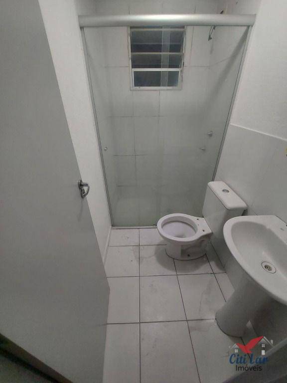 Apartamento para alugar com 2 quartos, 45m² - Foto 13