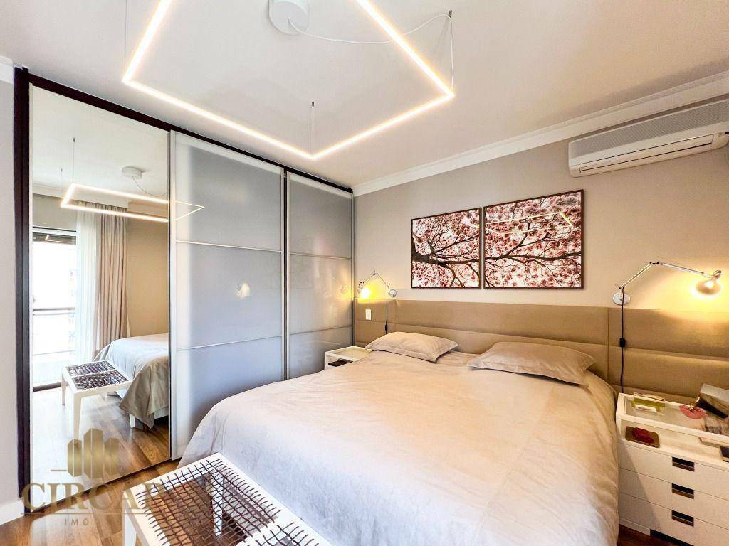 Apartamento à venda com 4 quartos, 181m² - Foto 9