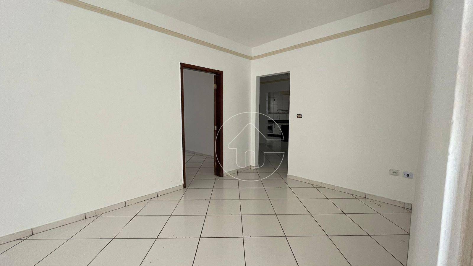 Casa à venda com 4 quartos, 200m² - Foto 5