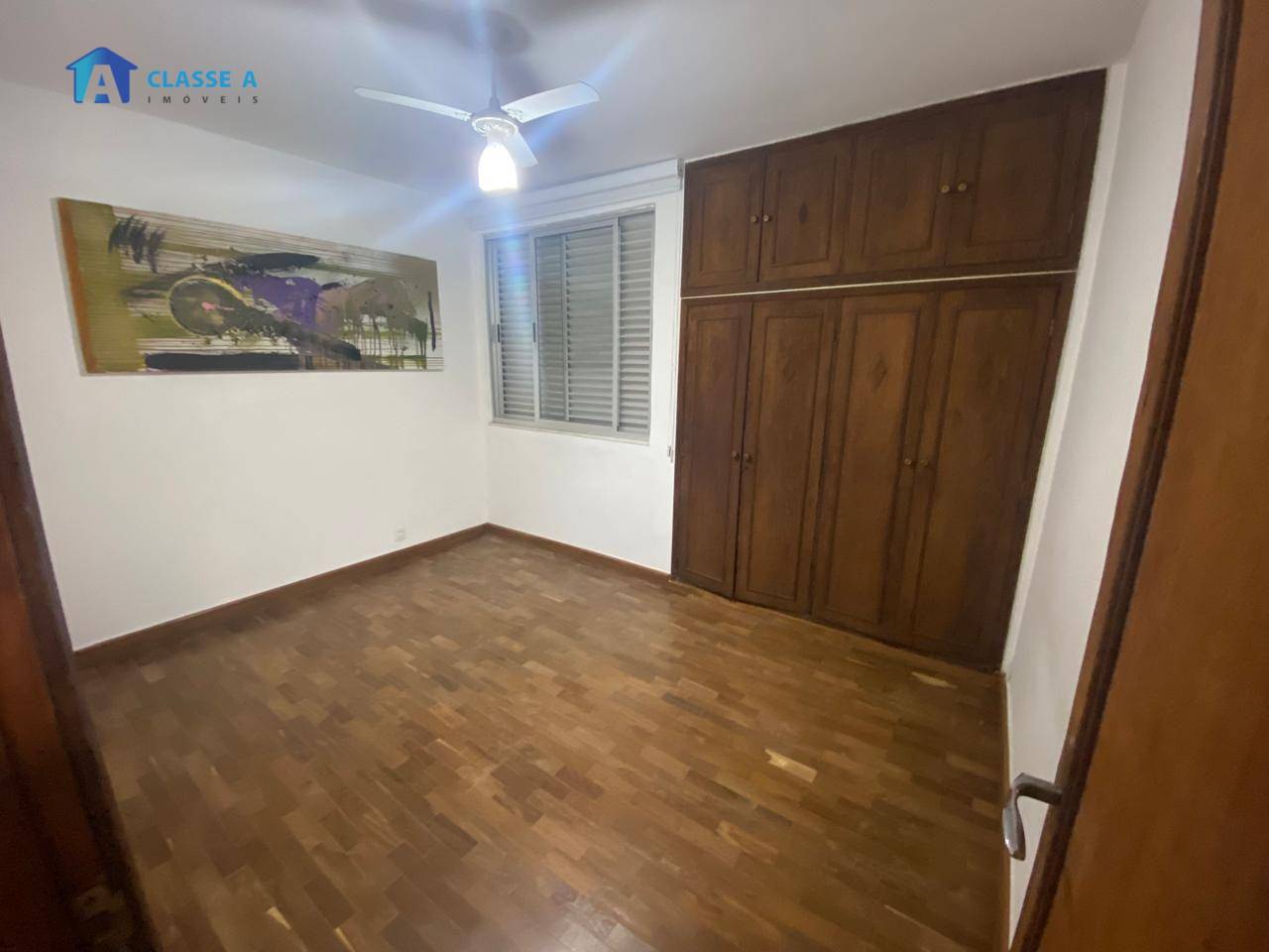 Apartamento à venda com 3 quartos, 120m² - Foto 8