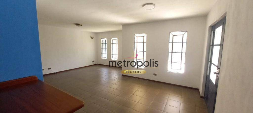 Casa à venda com 4 quartos, 300m² - Foto 1