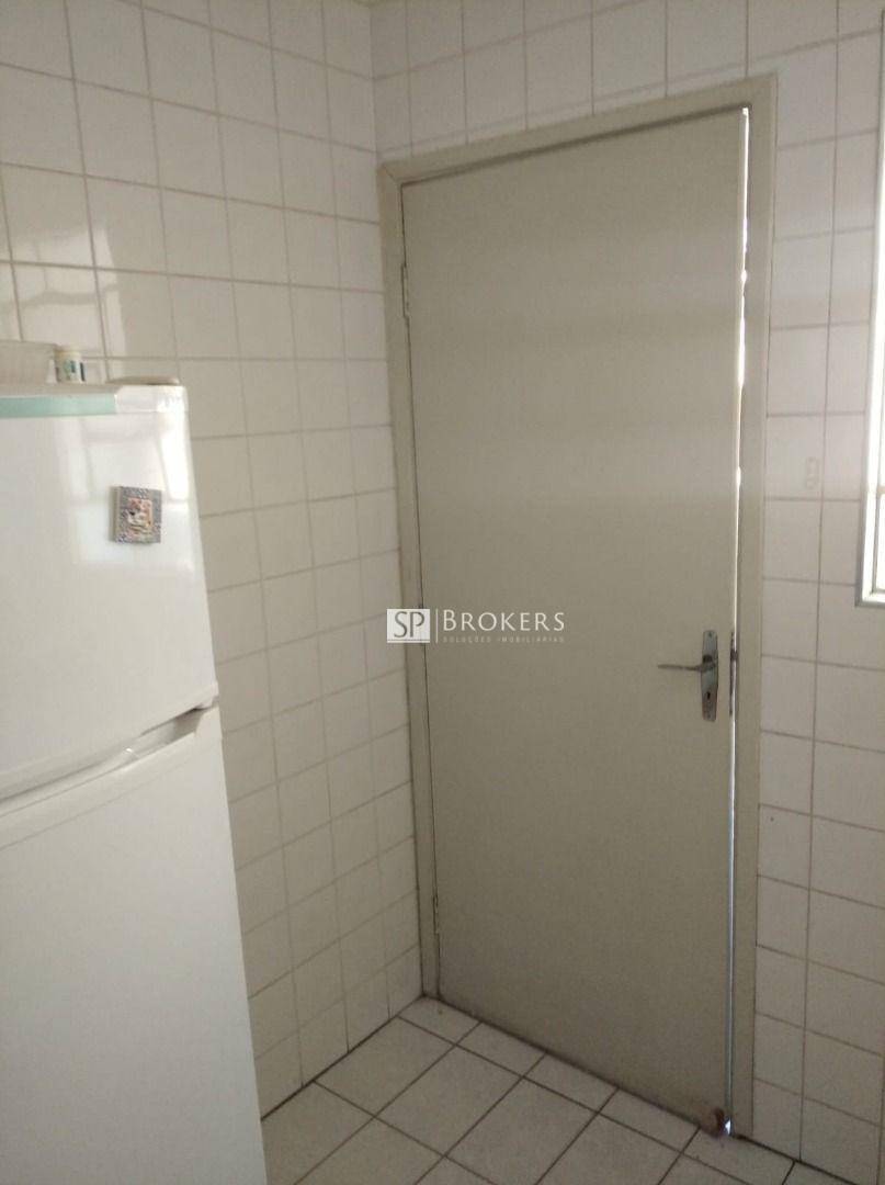 Apartamento à venda com 2 quartos, 60m² - Foto 9