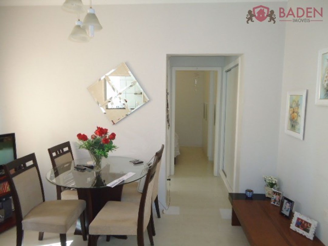 Apartamento à venda com 1 quarto, 45m² - Foto 11