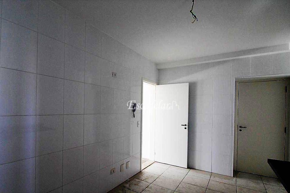 Apartamento à venda com 3 quartos, 162m² - Foto 9